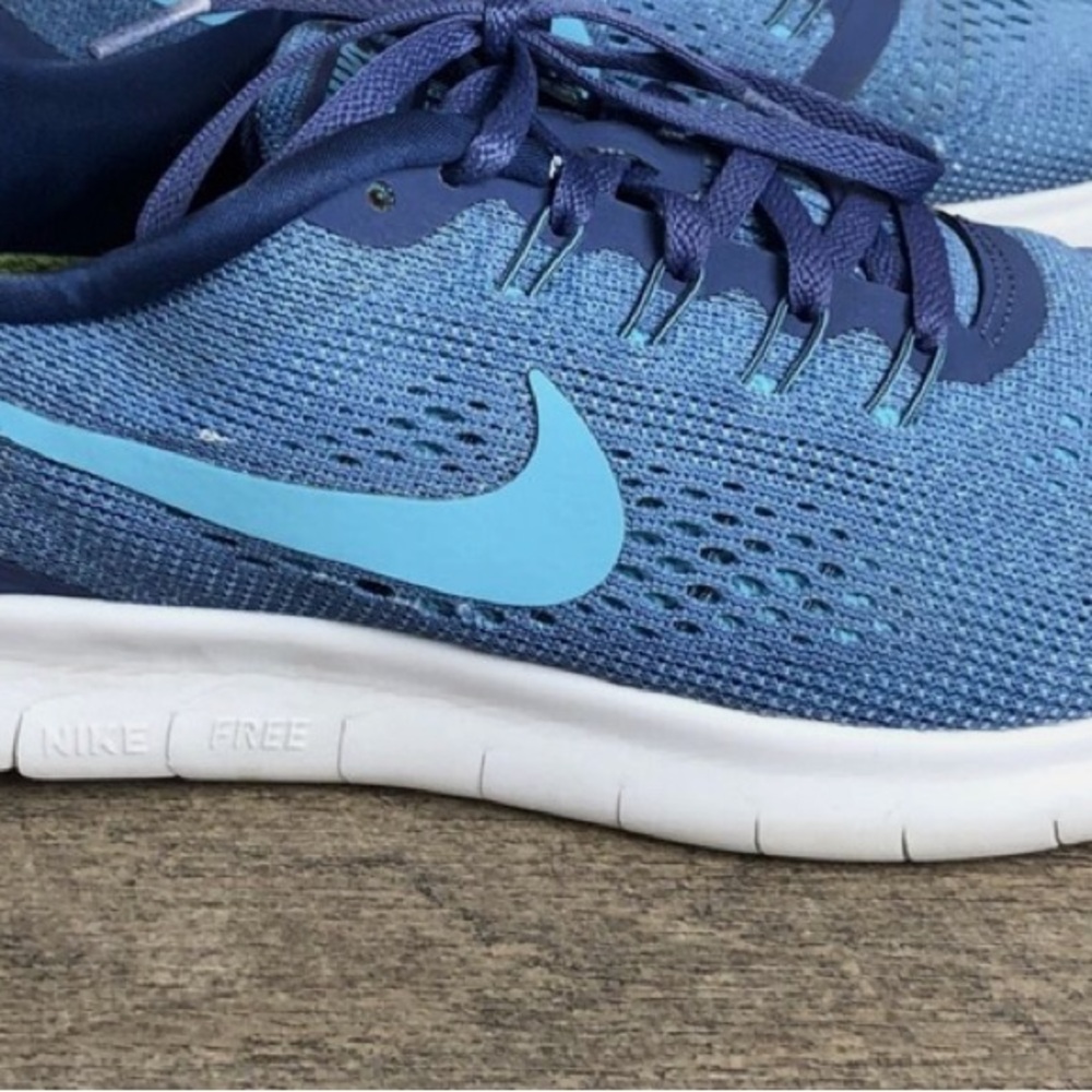 Nike Blue Athletic Sneakers